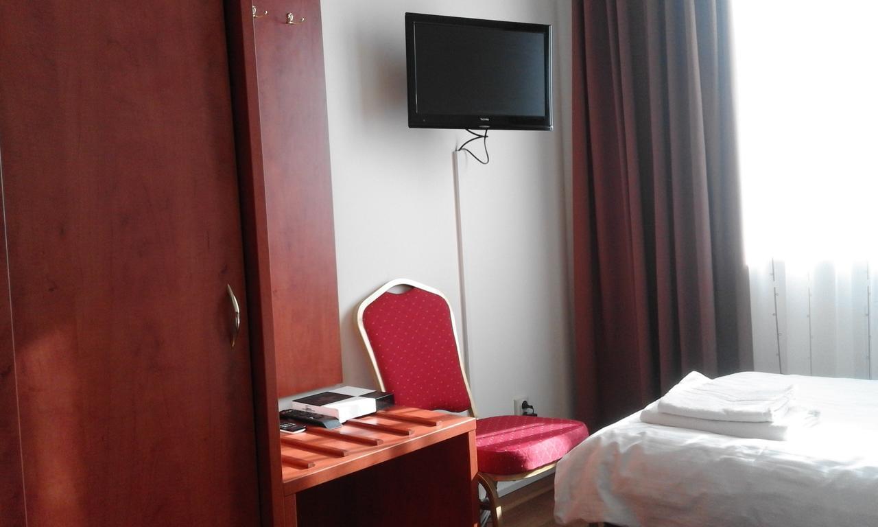 Zacisze Otel Ulan Dış mekan fotoğraf
